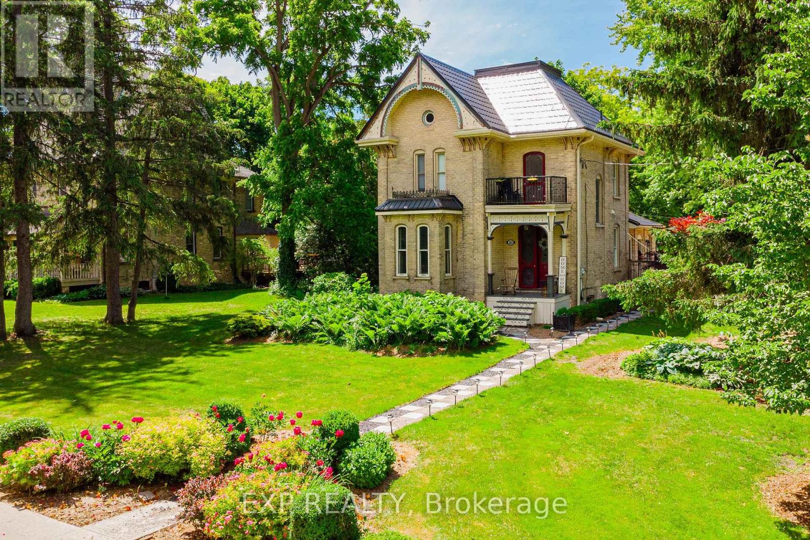 Single Family House for Sale in  HASTINGS STREET North Middlesex (Parkhill) 