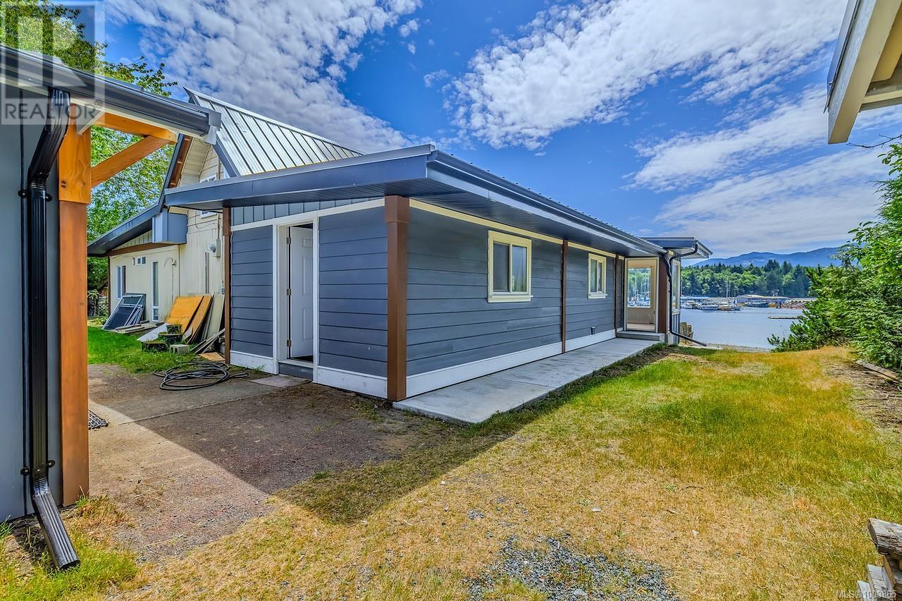 5492 Deep Bay Dr, Bowser