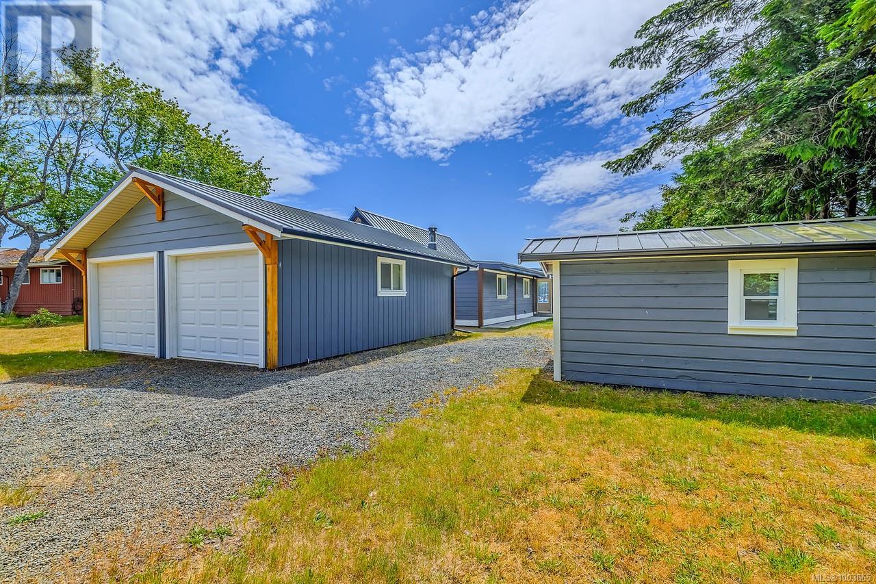 5492 Deep Bay Dr, Bowser