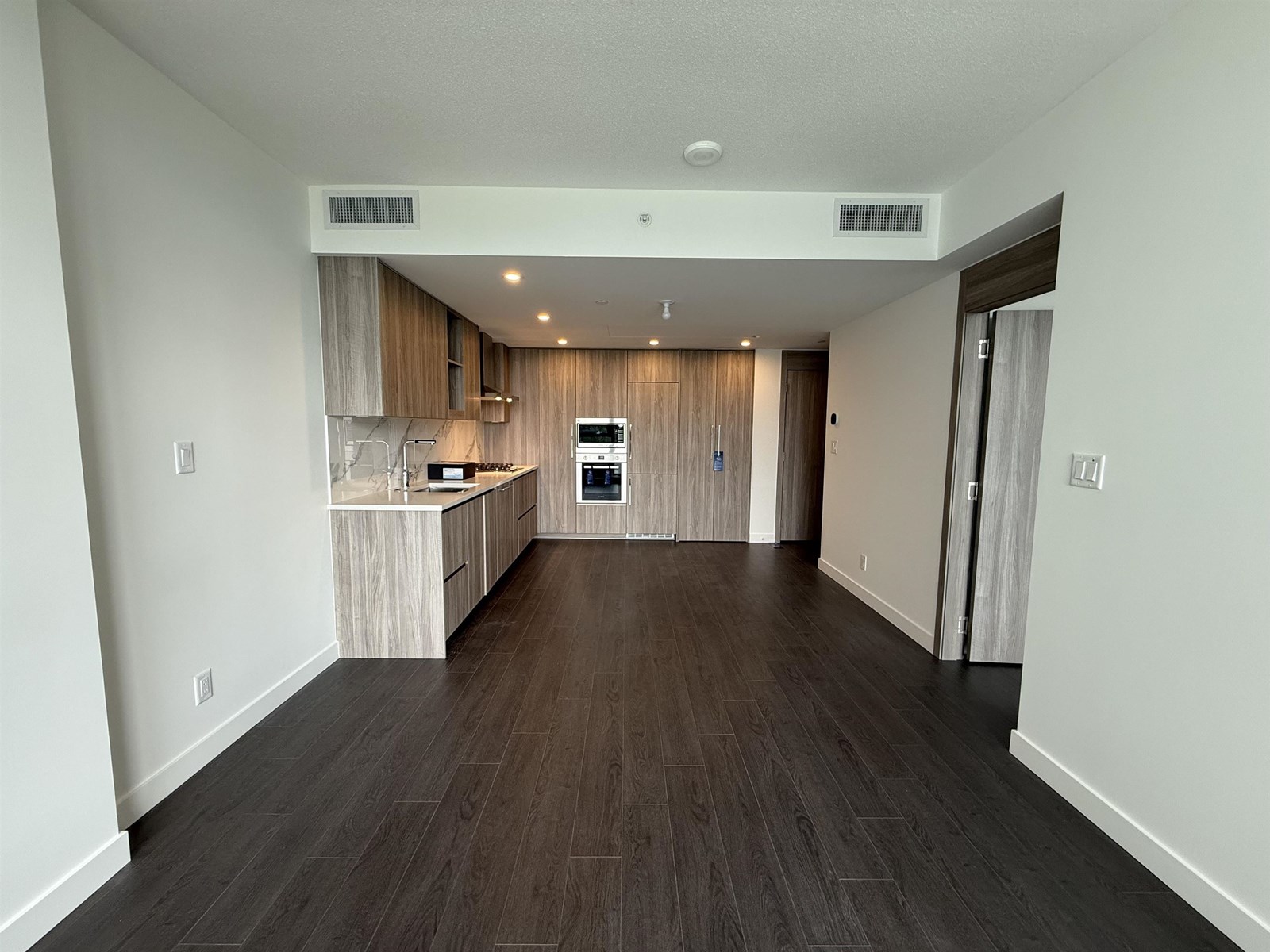 Photo 22 of 1610 13768 100th Avenue, Surrey BC