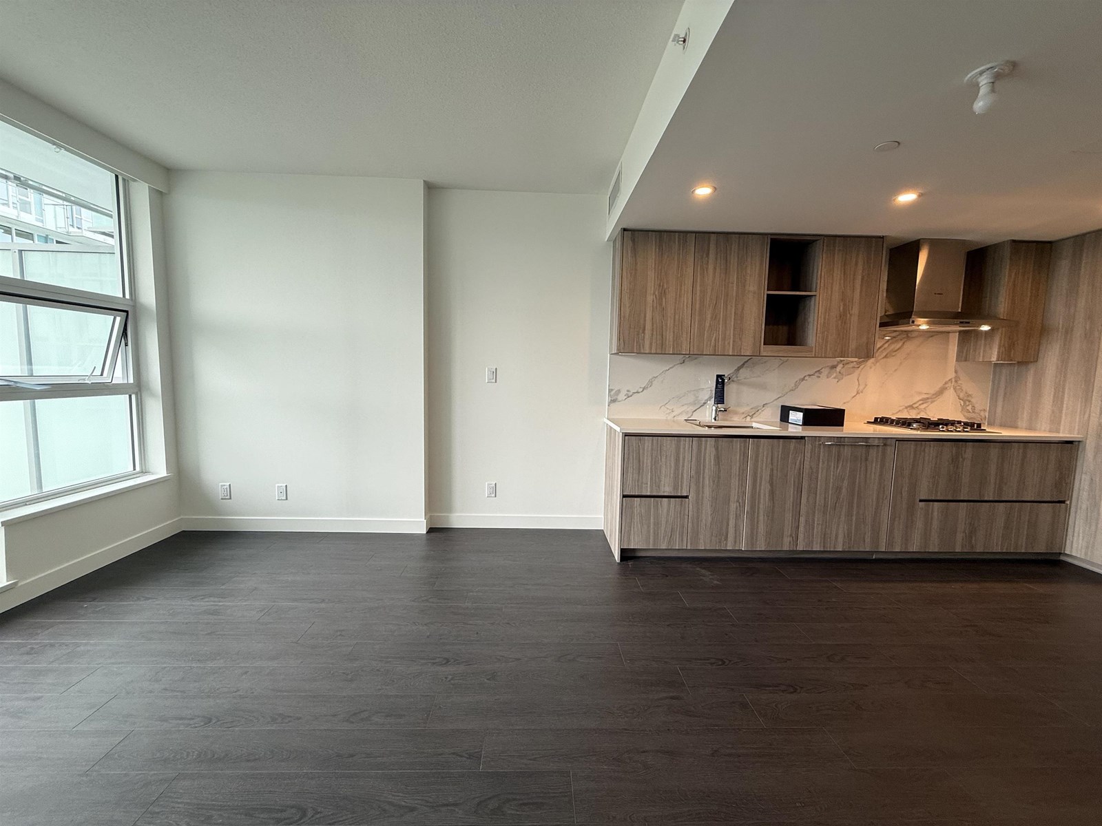 Photo 23 of 1610 13768 100th Avenue, Surrey BC