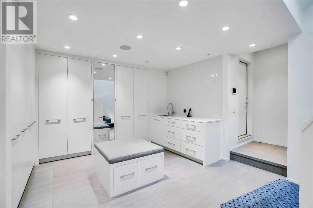 Single Family House for Sale in  Crescent Road NW Rosedale Calgary 