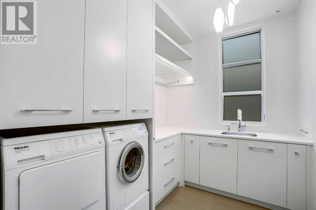Single Family House for Sale in  Crescent Road NW Rosedale Calgary 