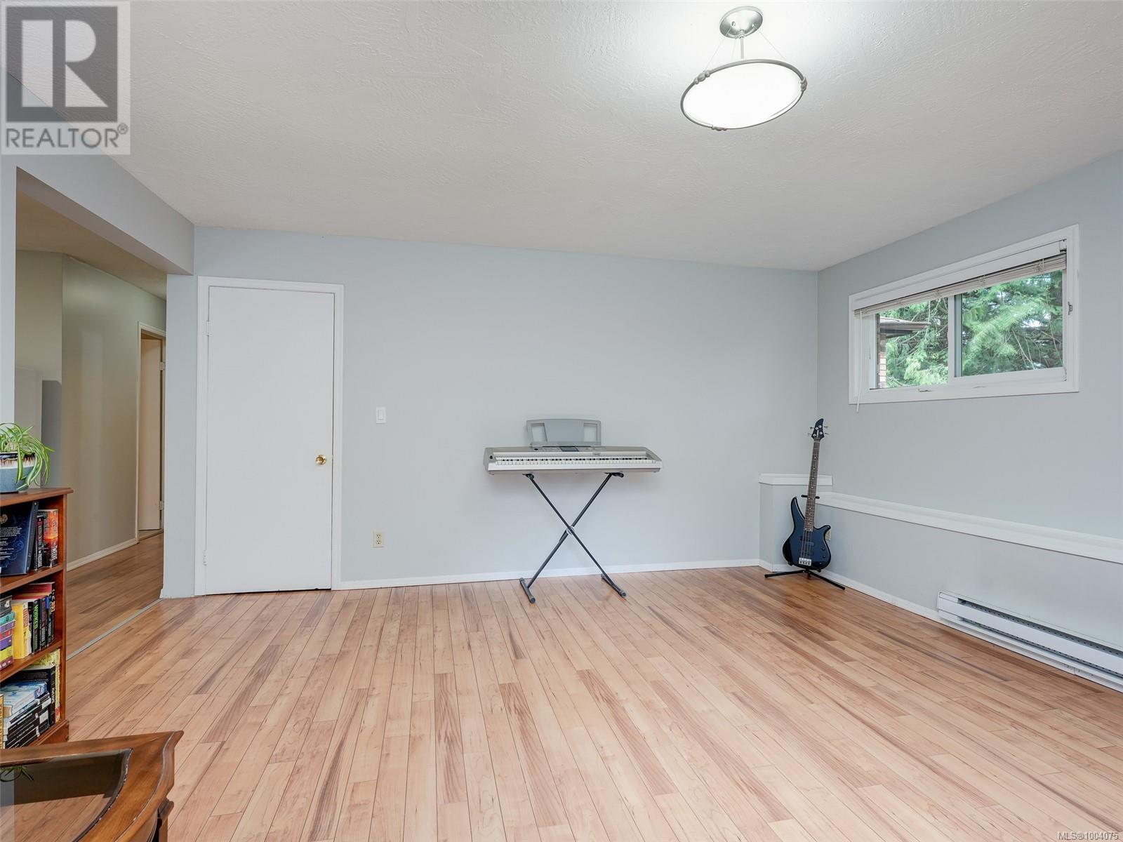 Photo 20 of 823 Cecil Blogg Dr, Colwood BC