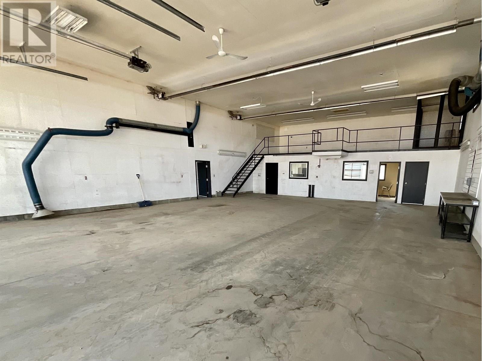 Photo 15 of 8551 N 97 Highway, Fort St John BC