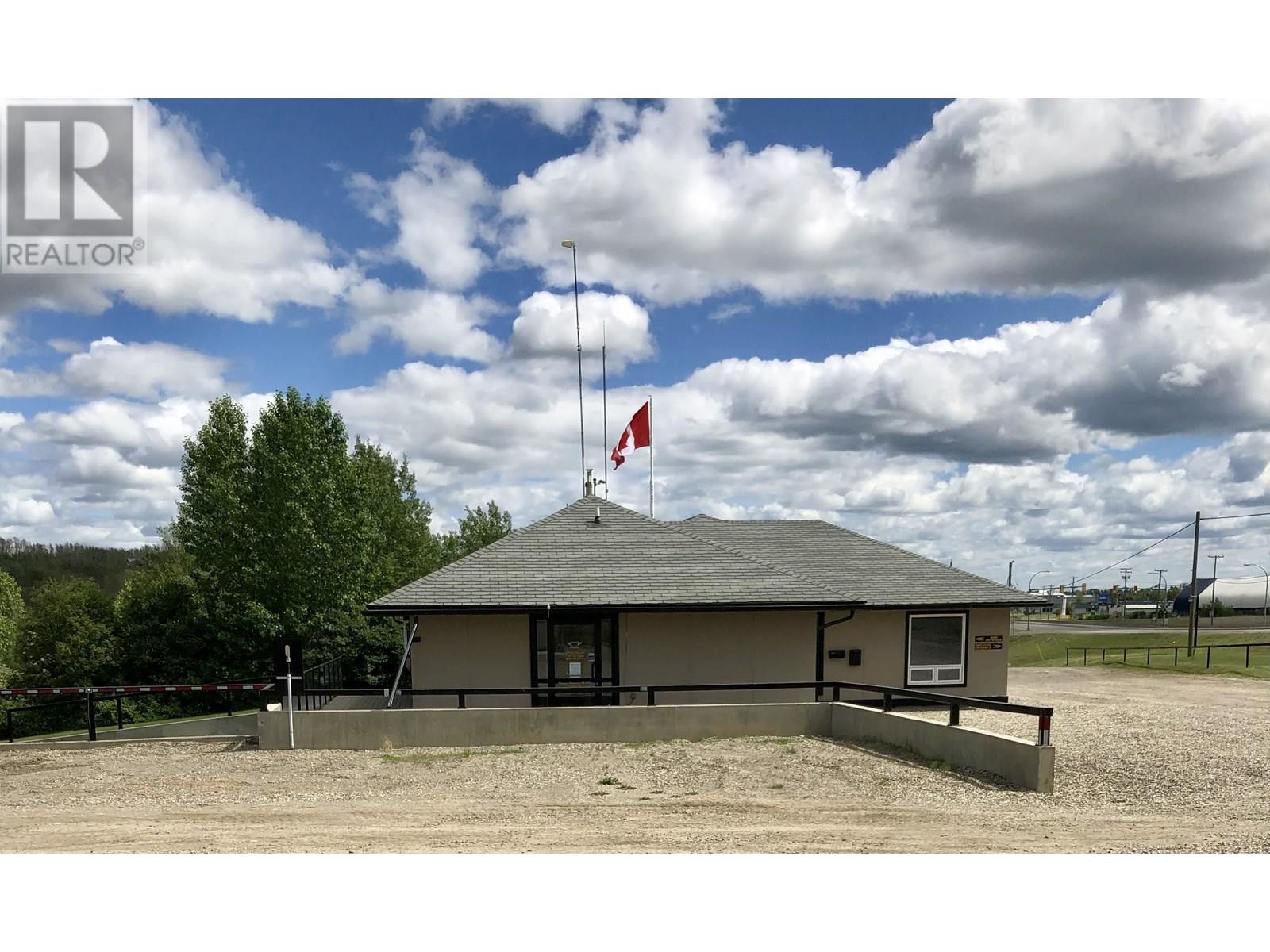 Photo 7 of 8551 N 97 Highway, Fort St John BC