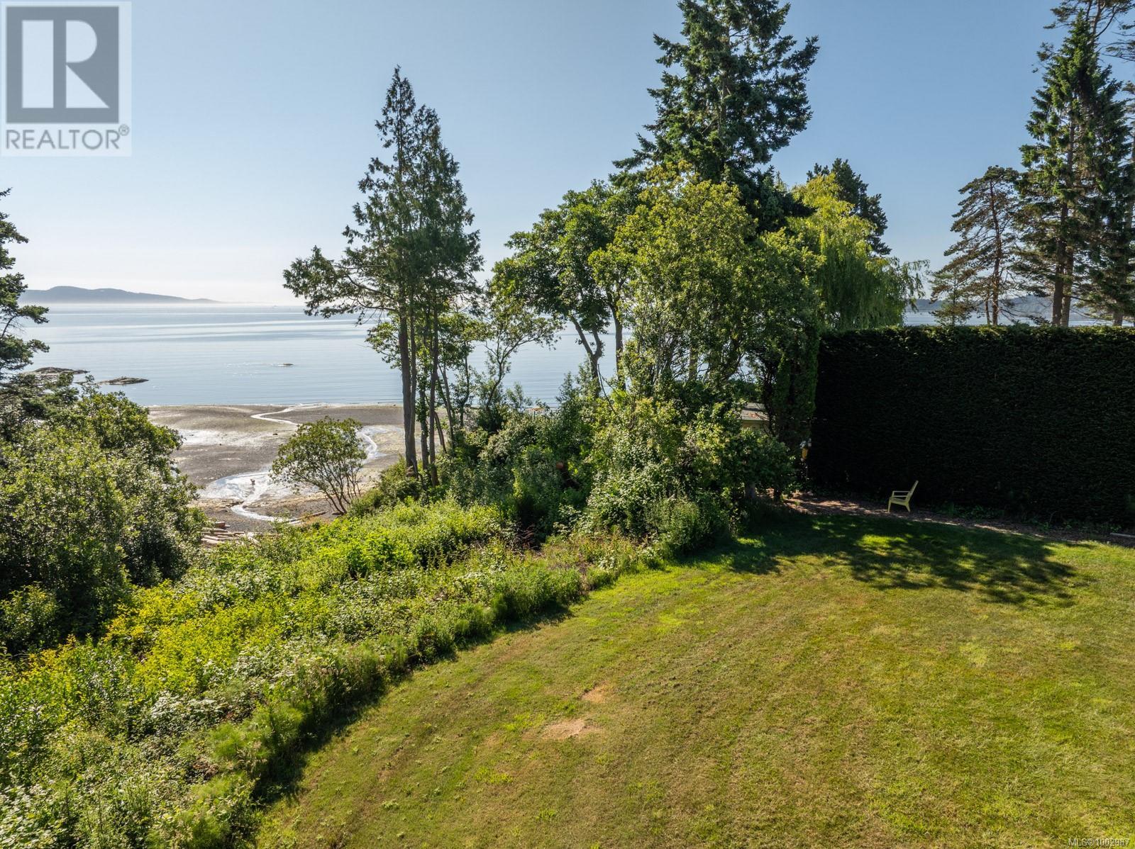 5605 Parker Ave, Saanich