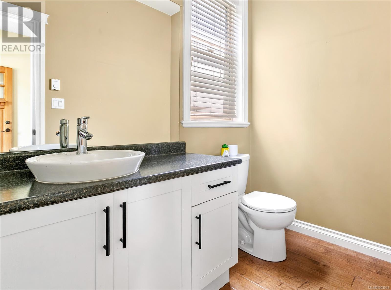 Photo 4 of 105 6591 Arranwood Dr, Sooke BC