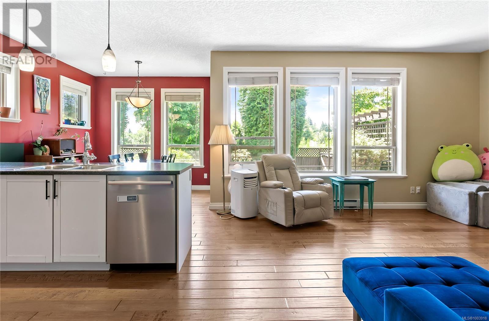 Photo 25 of 105 6591 Arranwood Dr, Sooke BC