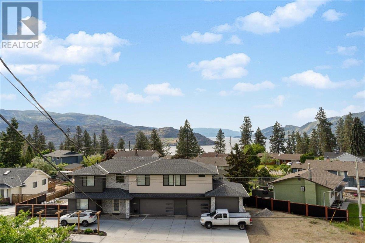  5956 Victoria Street, Peachland