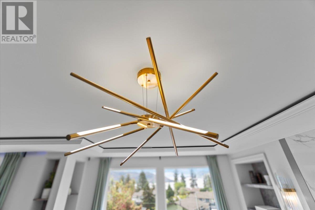  5956 Victoria Street, Peachland
