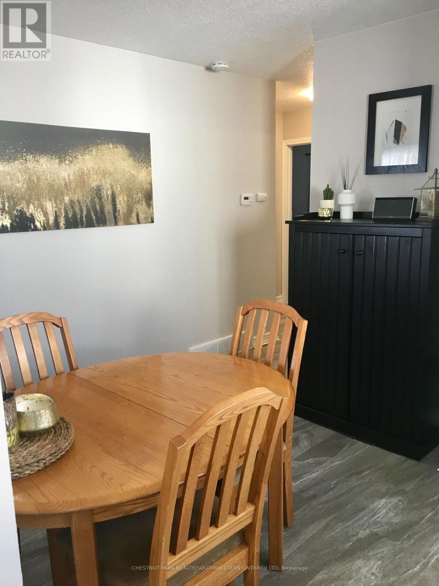 Photo 27 of 148 Green Valley Drive, Kitchener ON