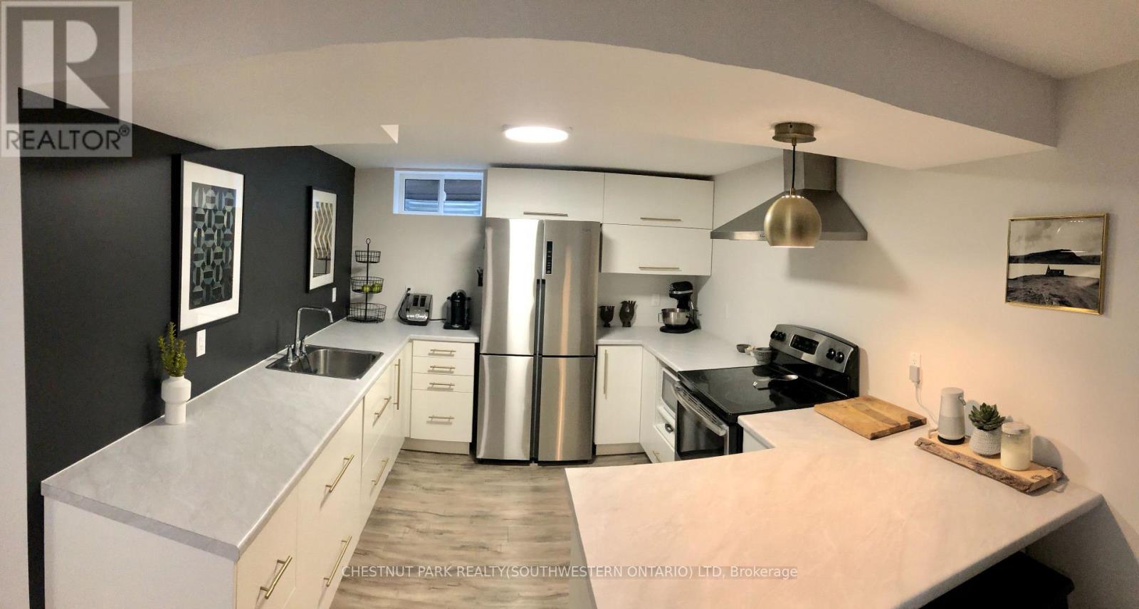 Photo 7 of 148 Green Valley Drive, Kitchener ON