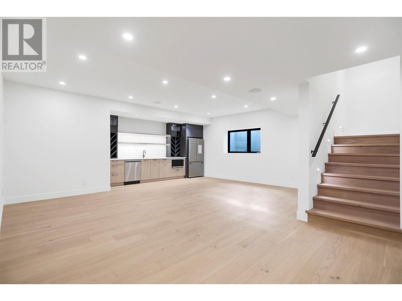  5533 Foothill Court, Kelowna