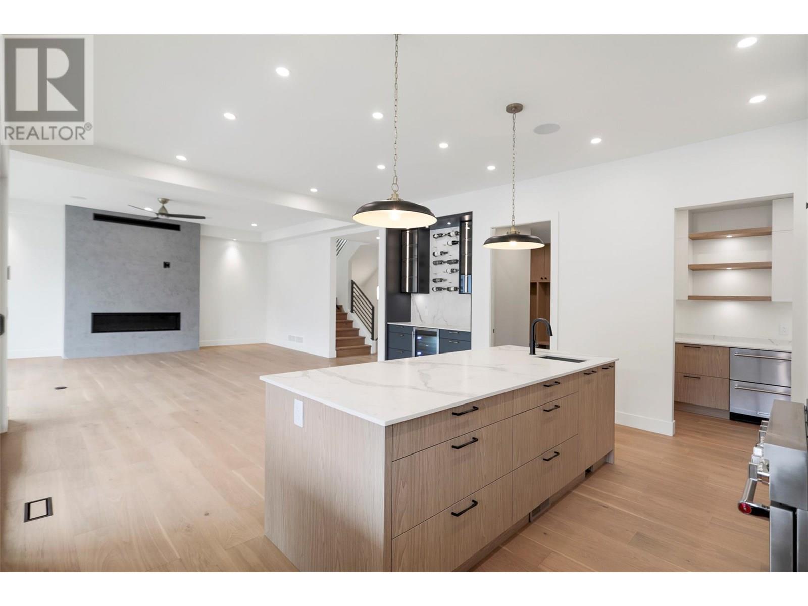  5533 Foothill Court, Kelowna