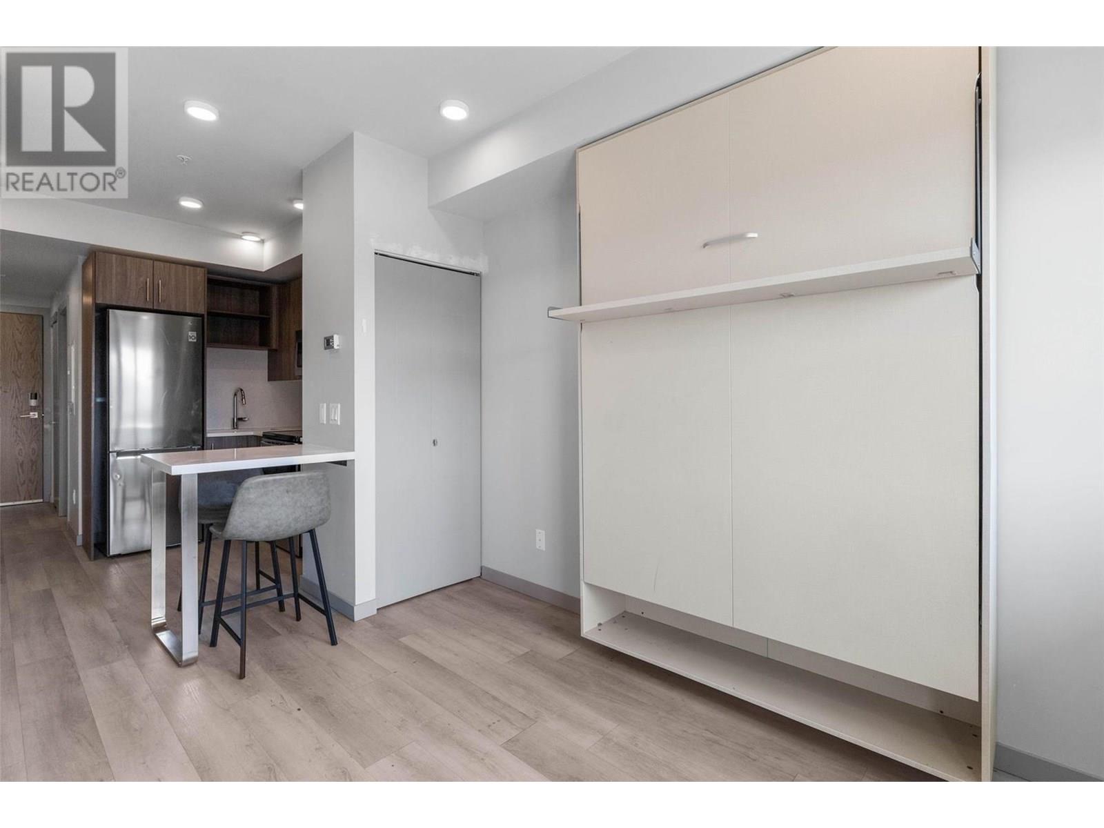 224 345 Dougall Road North, Kelowna