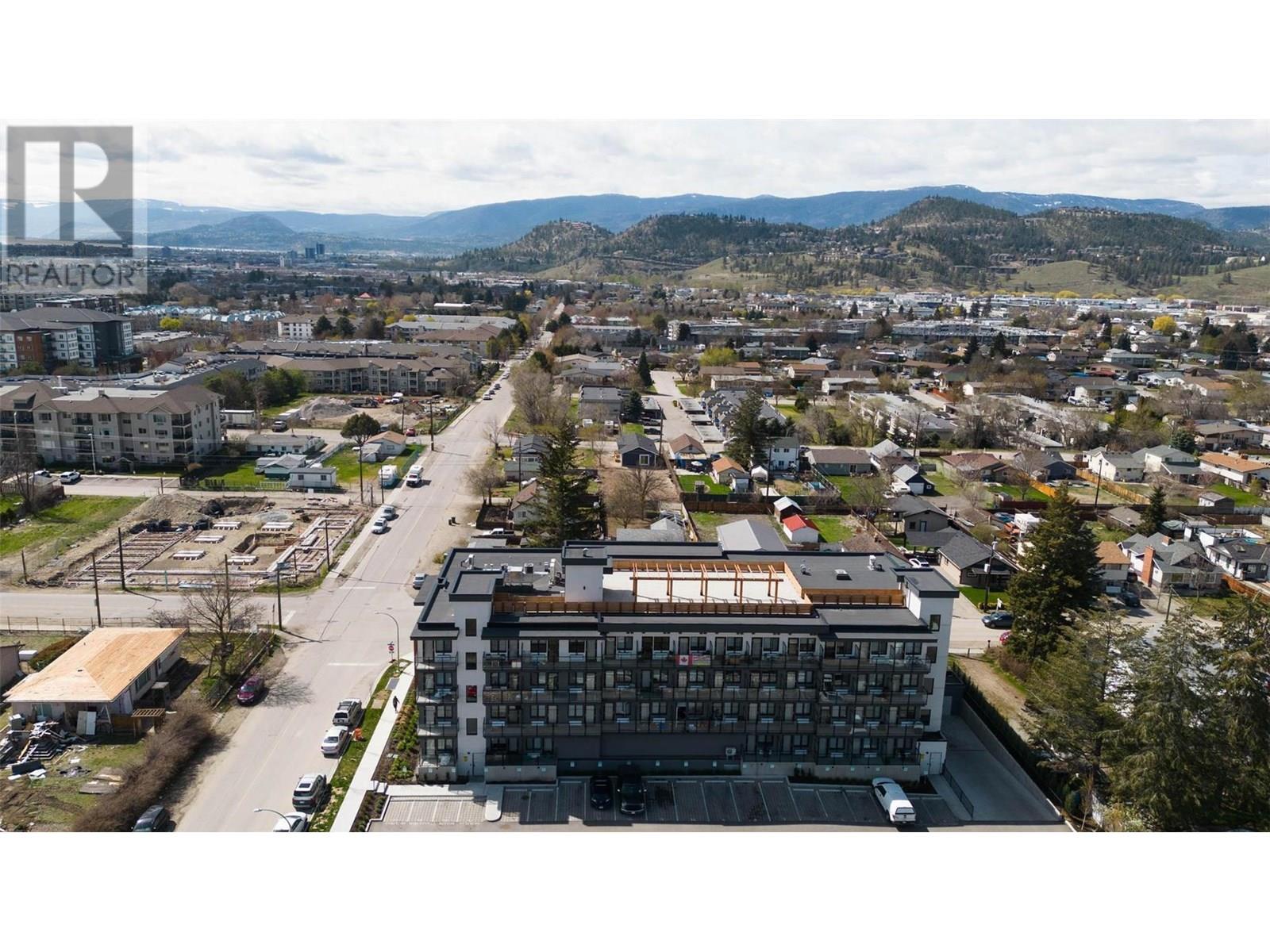 224 345 Dougall Road North, Kelowna
