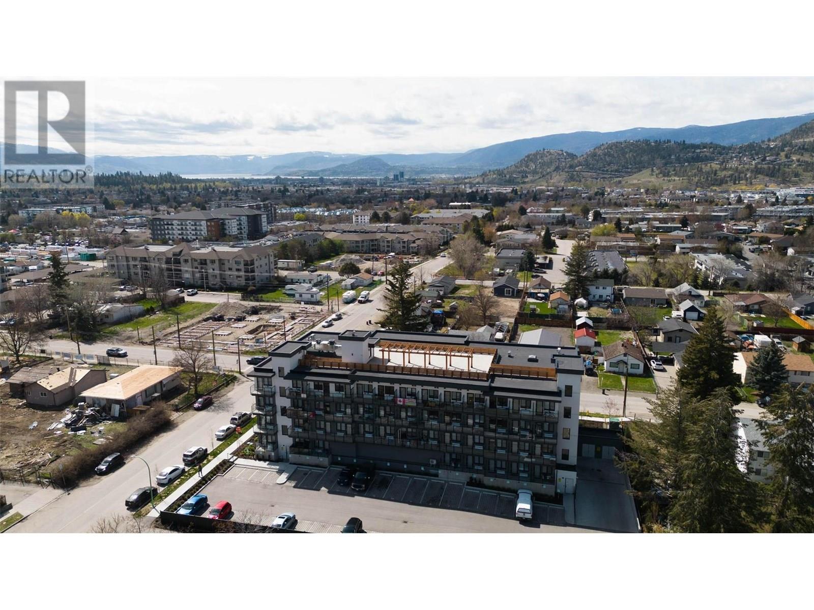 224 345 Dougall Road North, Kelowna