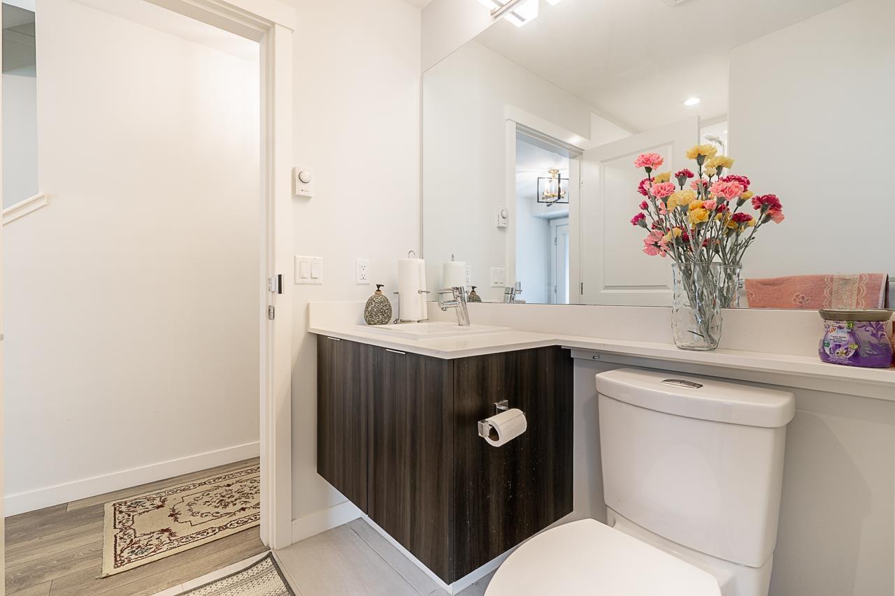 Photo 7 of 93 15111 Edmund Drive, Surrey BC