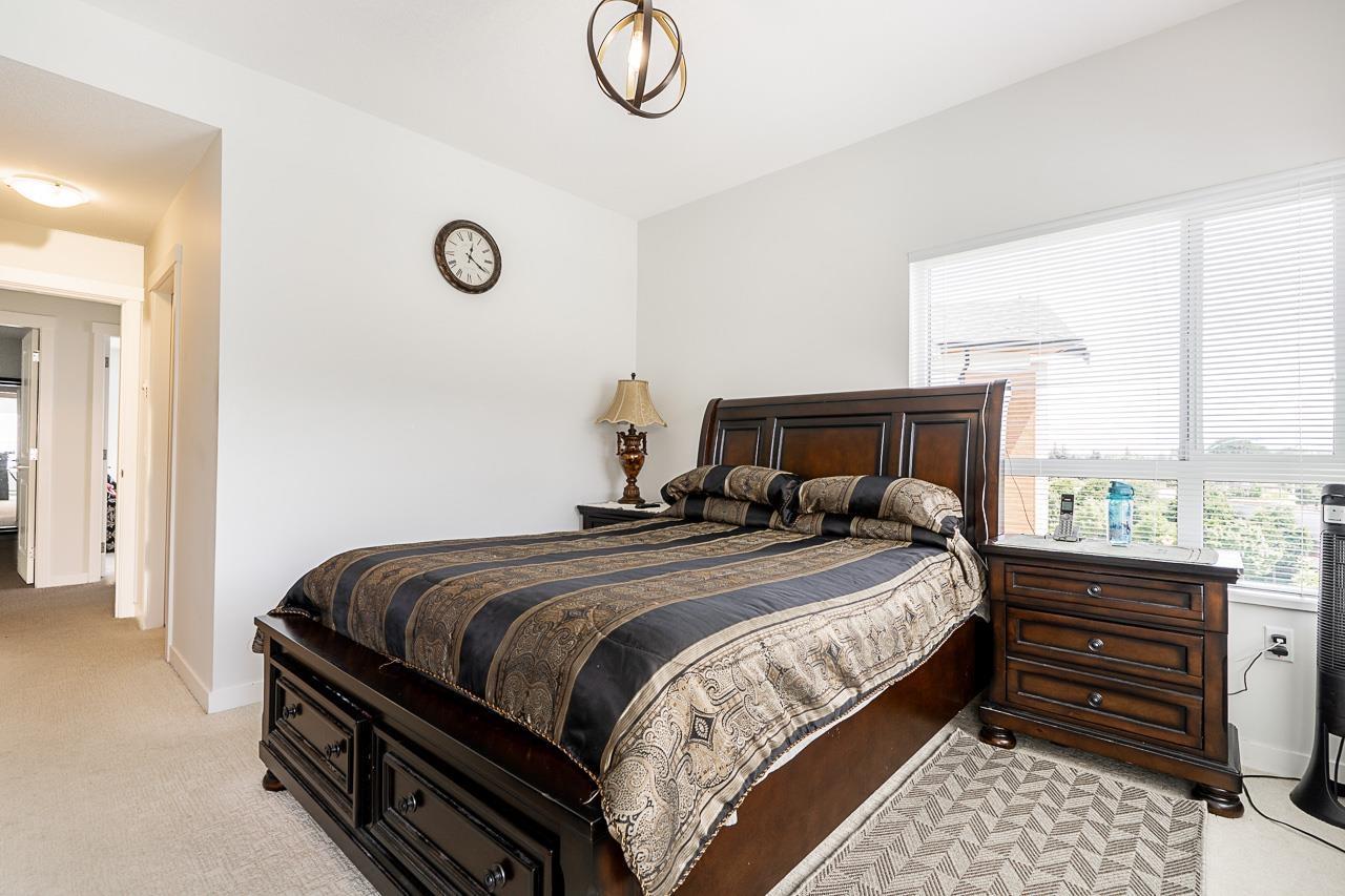 Photo 16 of 93 15111 Edmund Drive, Surrey BC