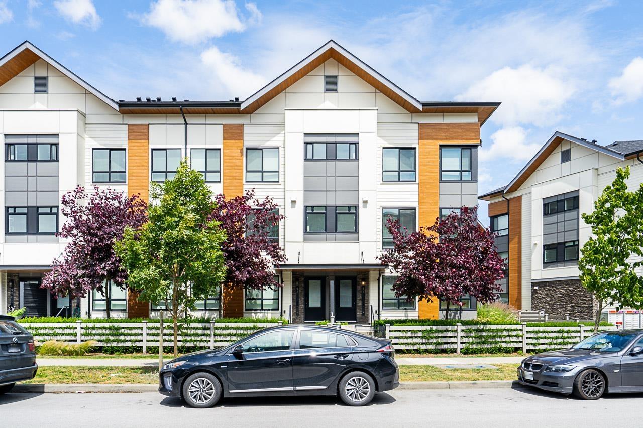 Photo 2 of 93 15111 Edmund Drive, Surrey BC