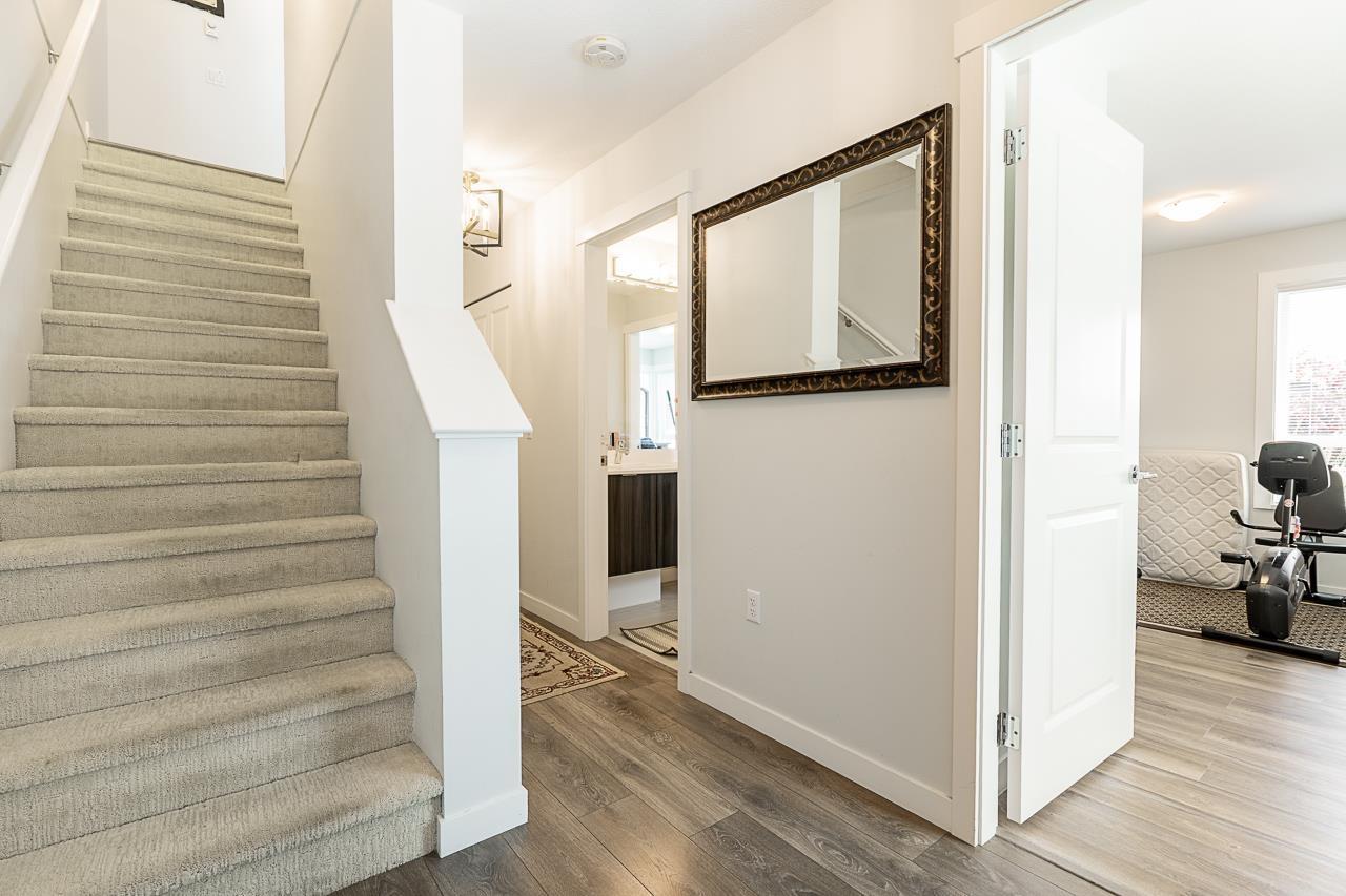 Photo 19 of 93 15111 Edmund Drive, Surrey BC