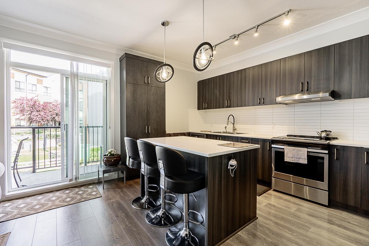 Photo 25 of 93 15111 Edmund Drive, Surrey BC