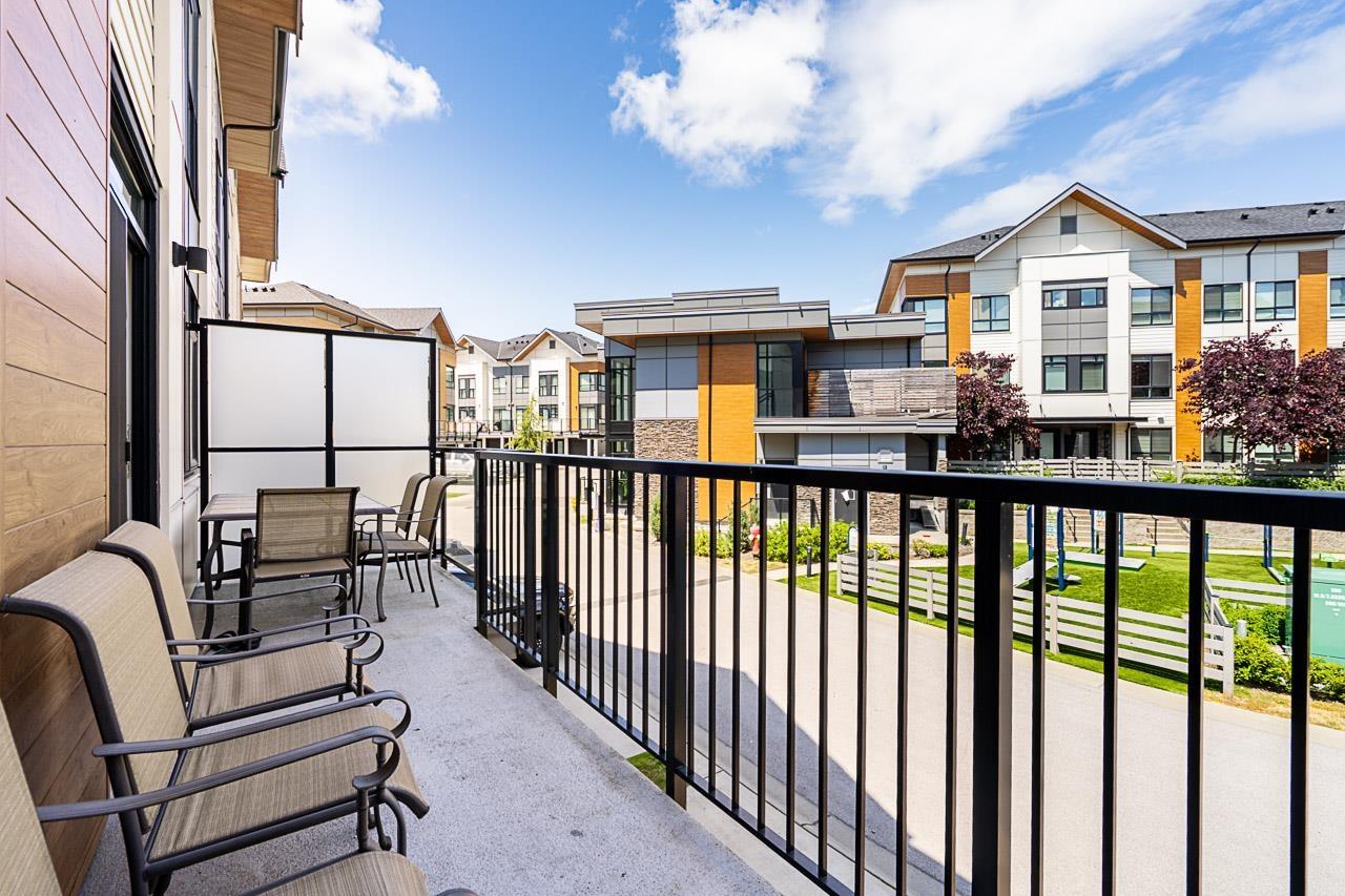 Photo 22 of 93 15111 Edmund Drive, Surrey BC
