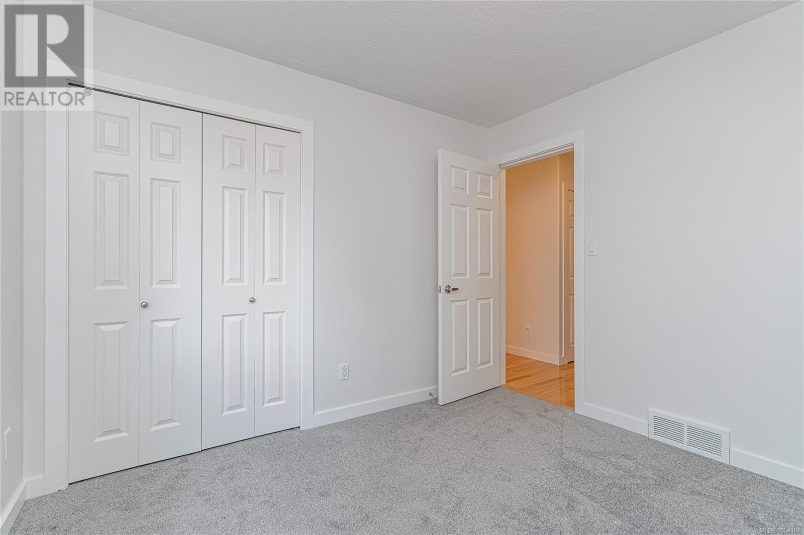 Photo 23 of 621 Wallace Pl, Ladysmith BC