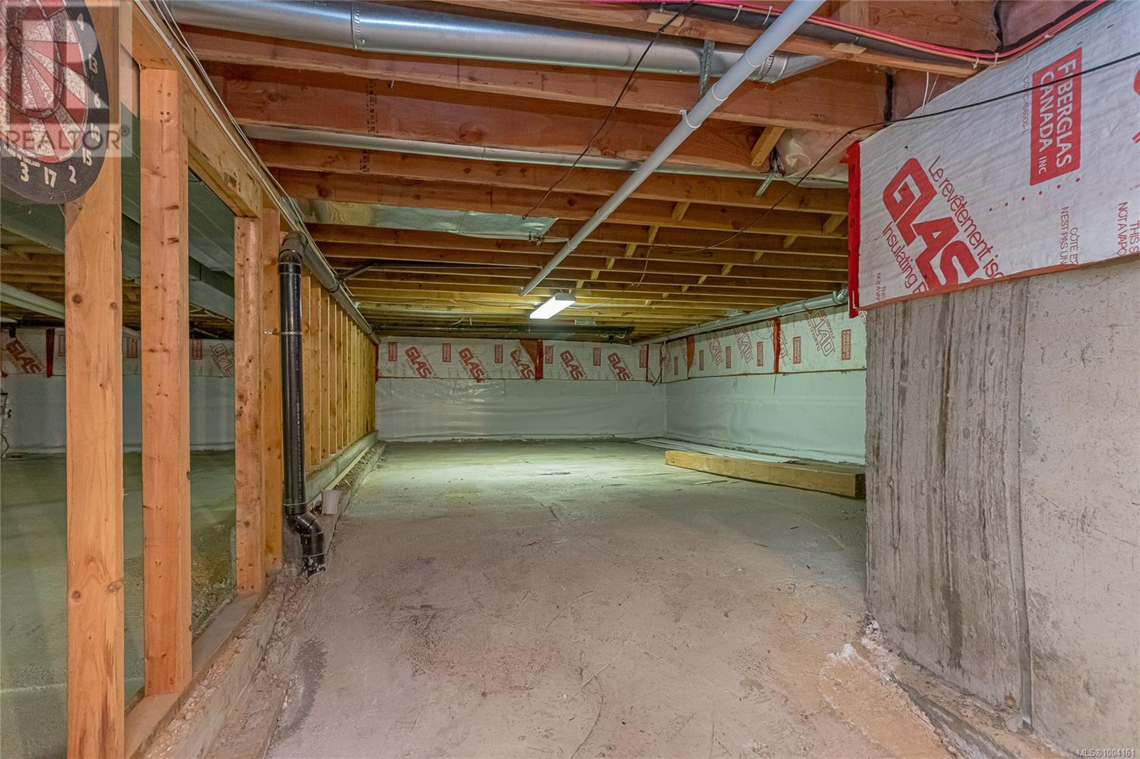 Photo 32 of 621 Wallace Pl, Ladysmith BC