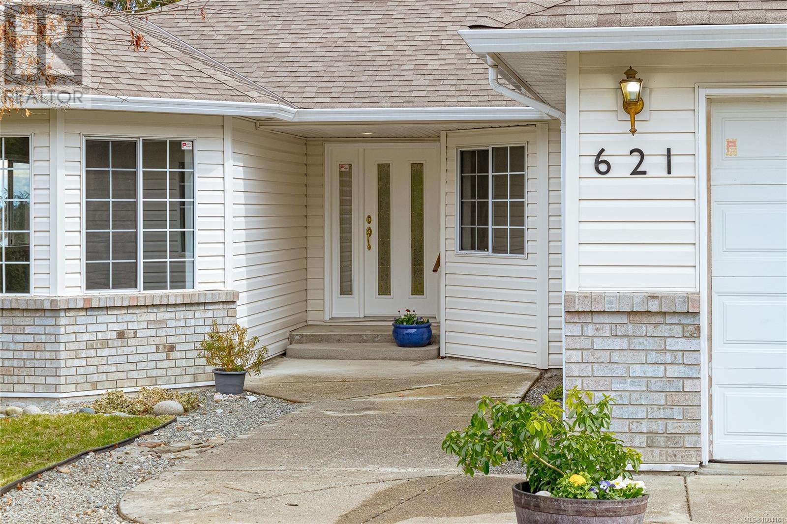 Photo 46 of 621 Wallace Pl, Ladysmith BC