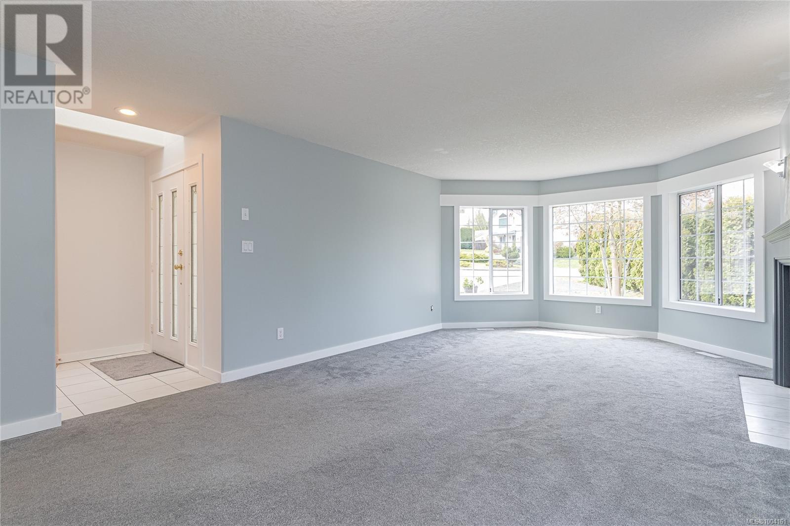 Photo 6 of 621 Wallace Pl, Ladysmith BC