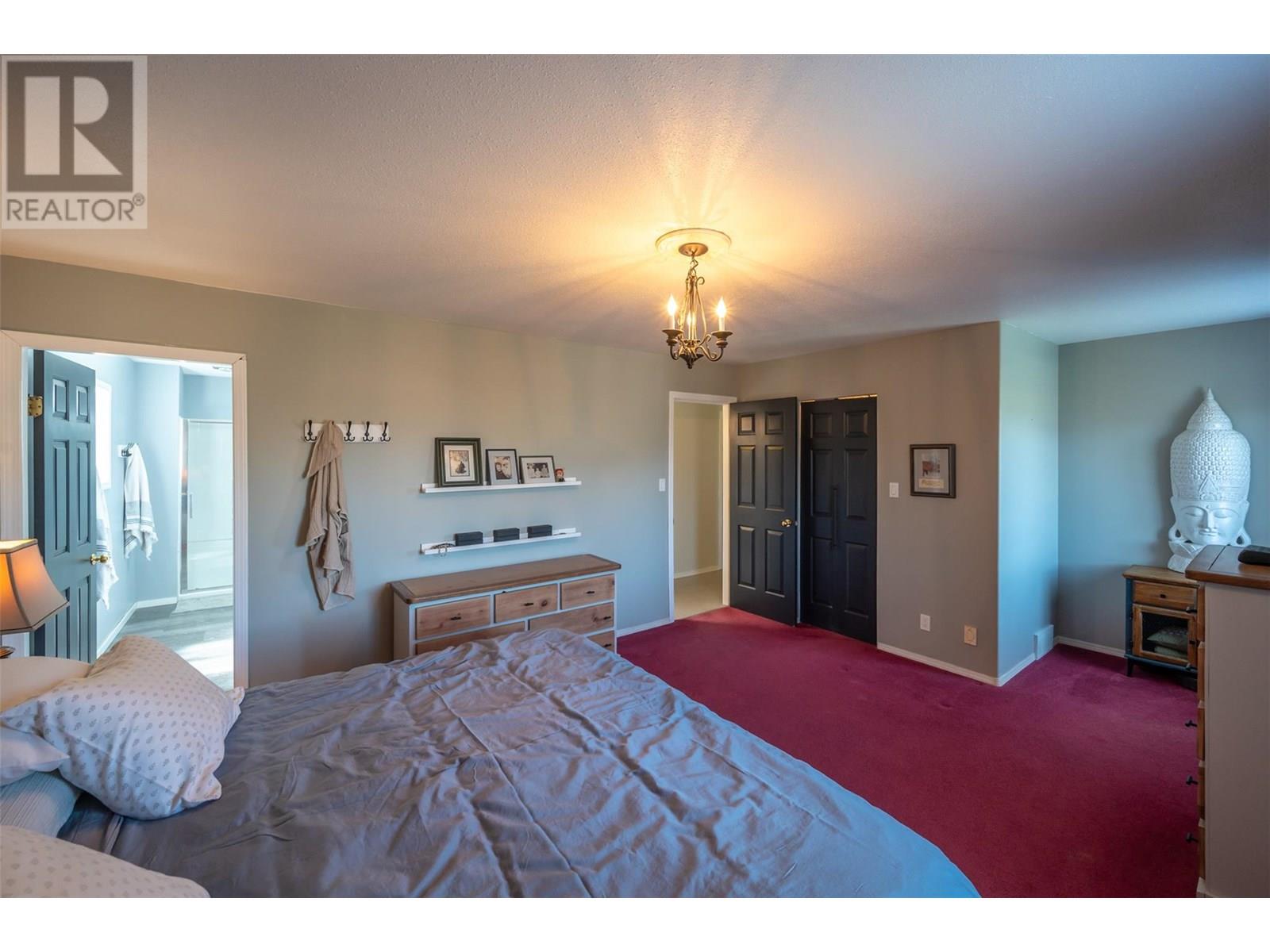445 5 Road, Oliver
