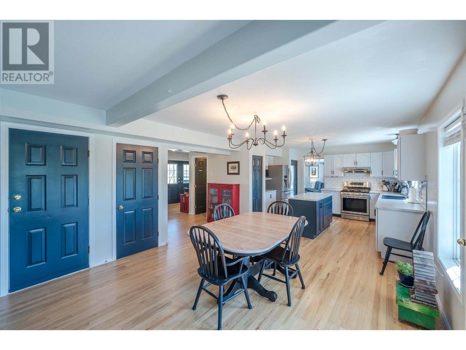 445 5 Road, Oliver