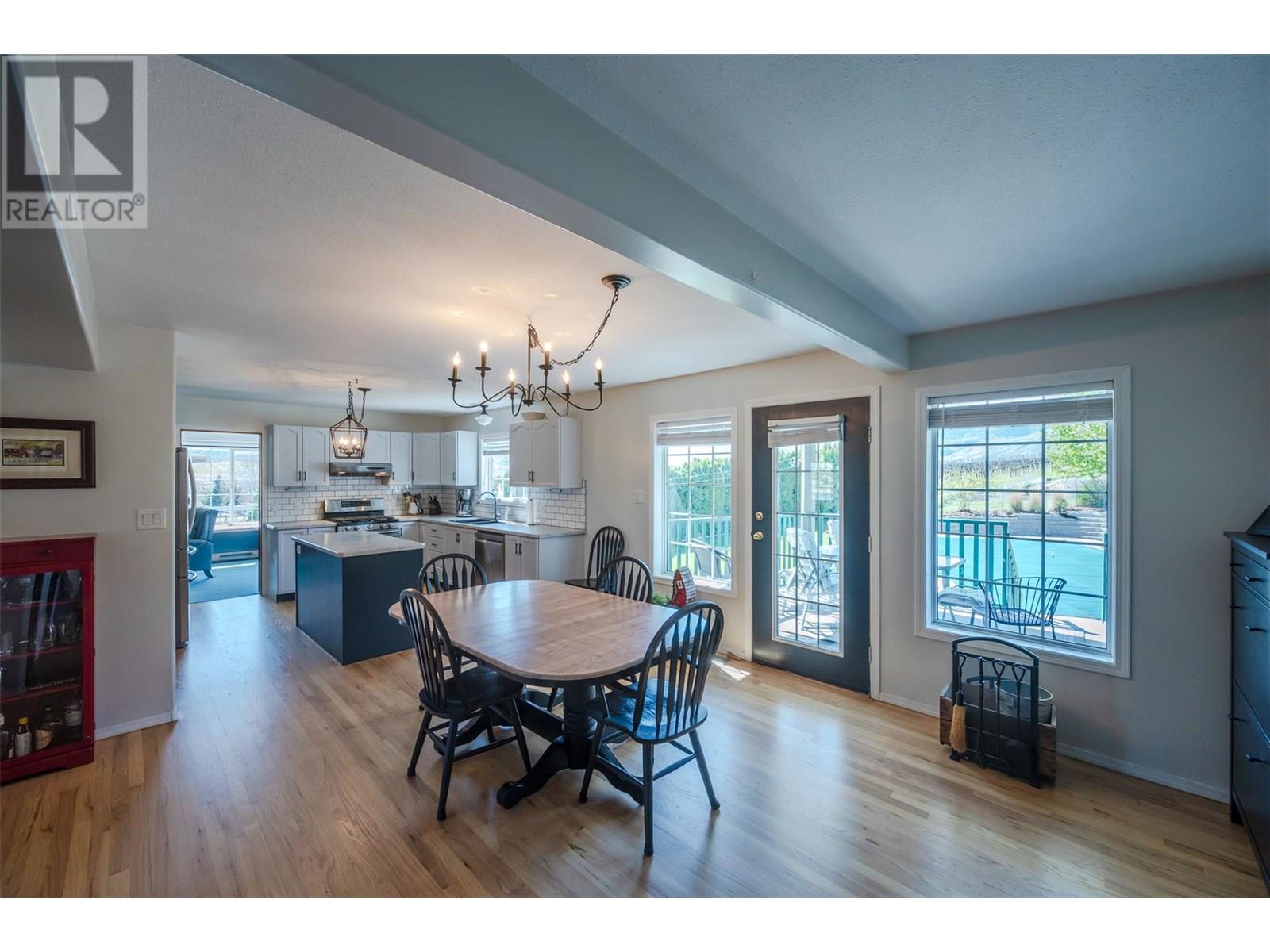 445 5 Road, Oliver