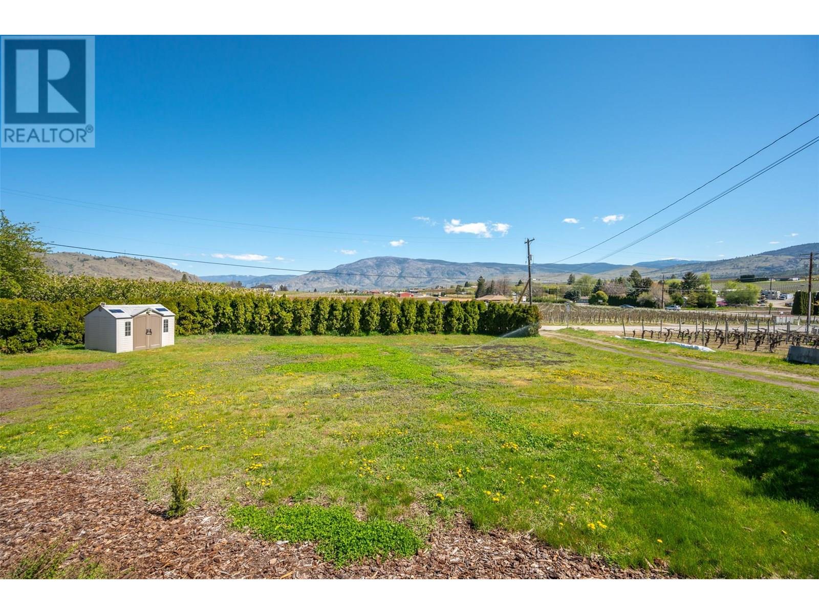 445 5 Road, Oliver