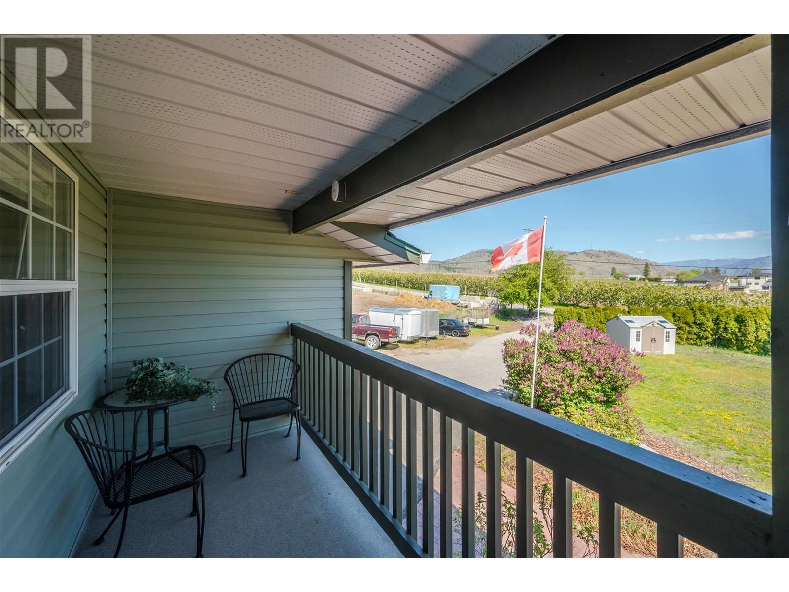 445 5 Road, Oliver
