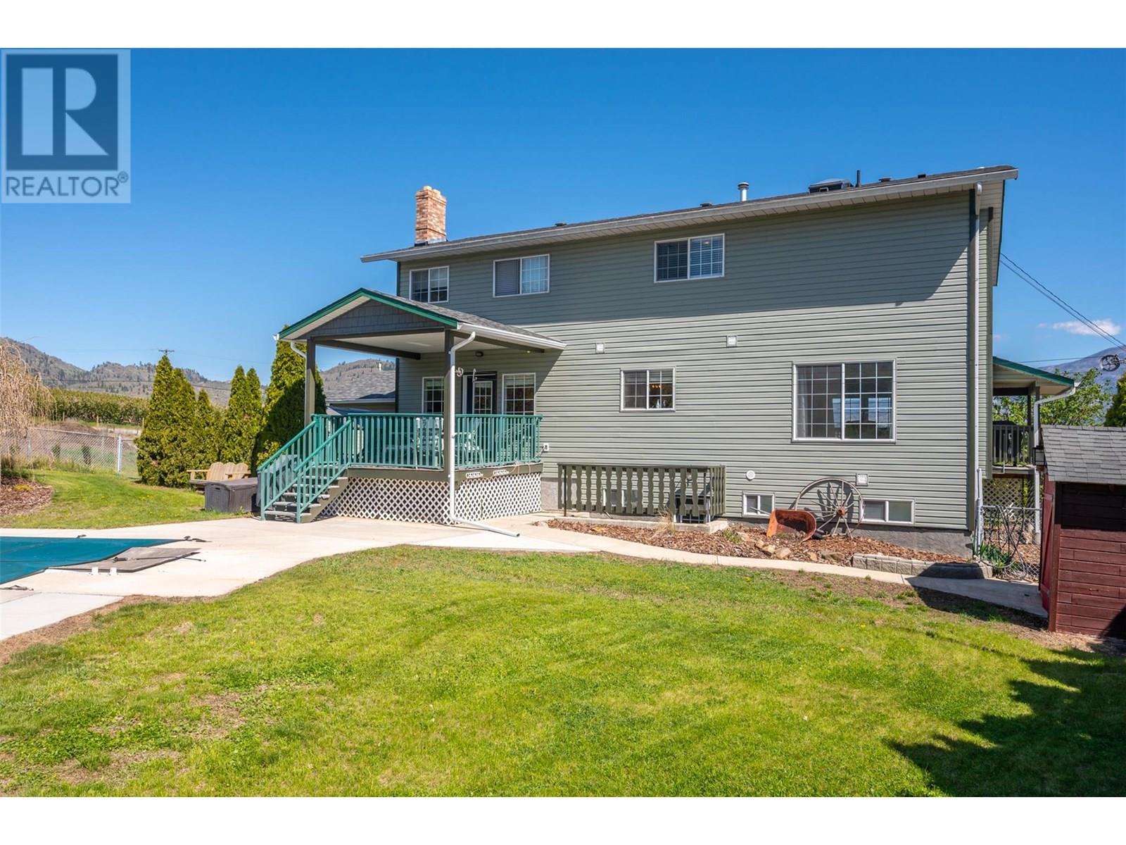 445 5 Road, Oliver