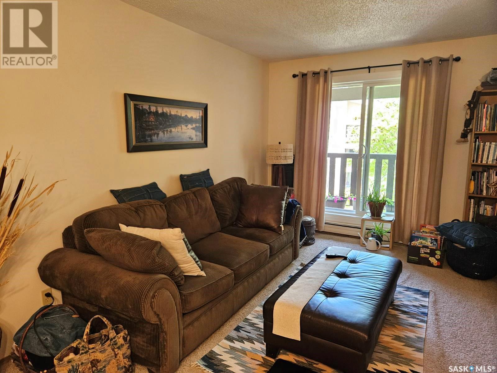 Photo 10 of 1734 425 115th Street E, Saskatoon SK
