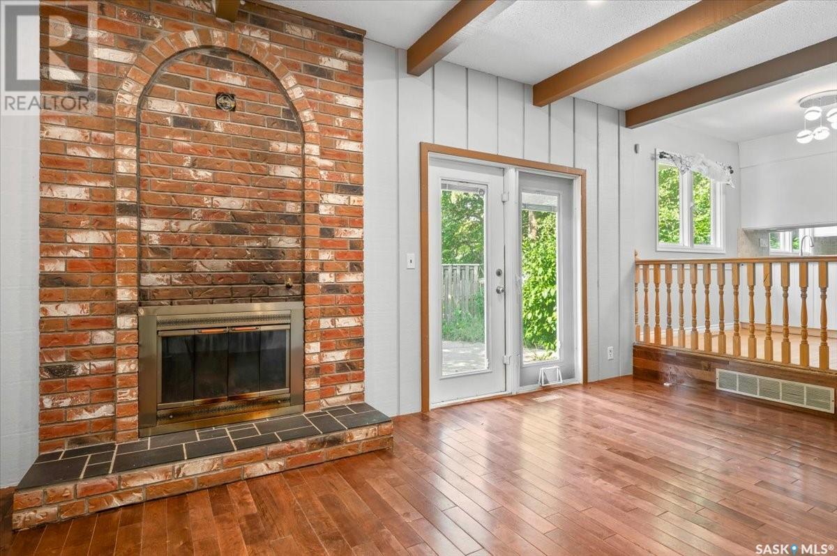 Single Family House 2 Level for Sale in  LANCASTER PLACE Regina 