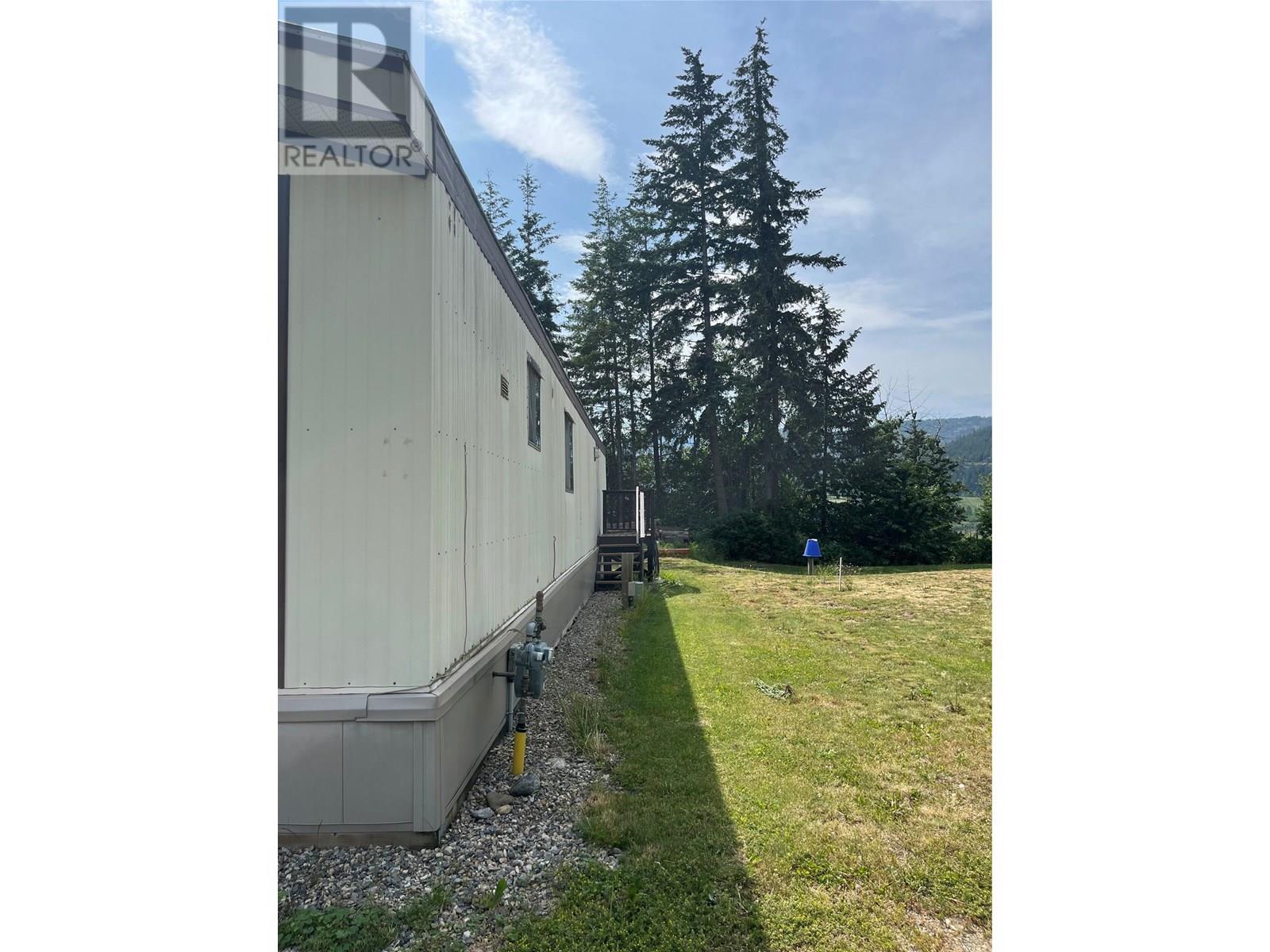 Photo 26 of 4232 Eldon Frontage Road Unit 2, Tappen BC