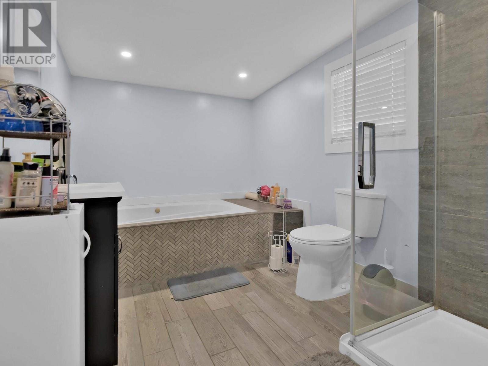 3381 Village Green Way Unit# 33, Westbank