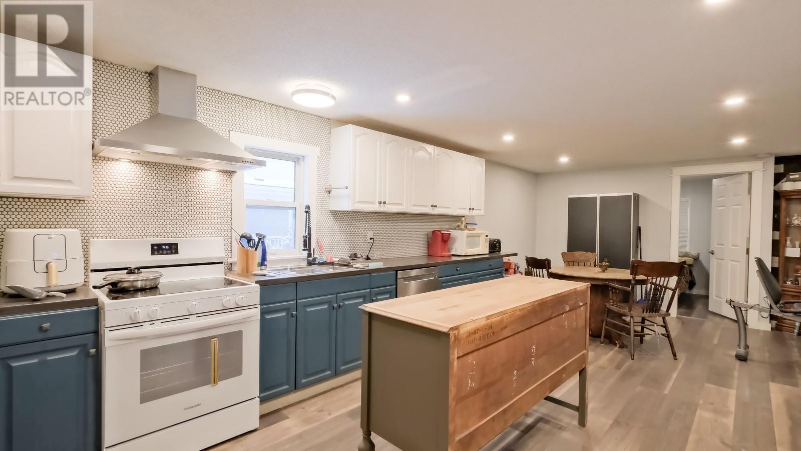 3381 Village Green Way Unit# 33, Westbank