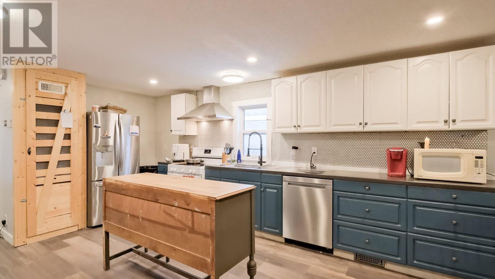3381 Village Green Way Unit# 33, Westbank