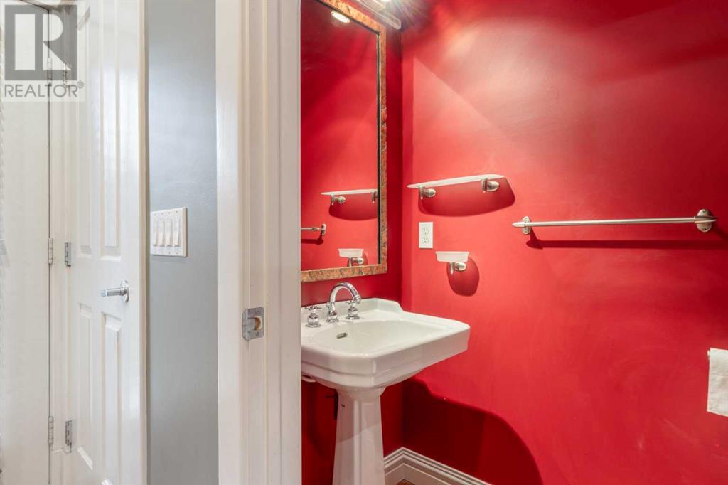 Single Family House for Sale in   A Street SW Altadore Calgary 