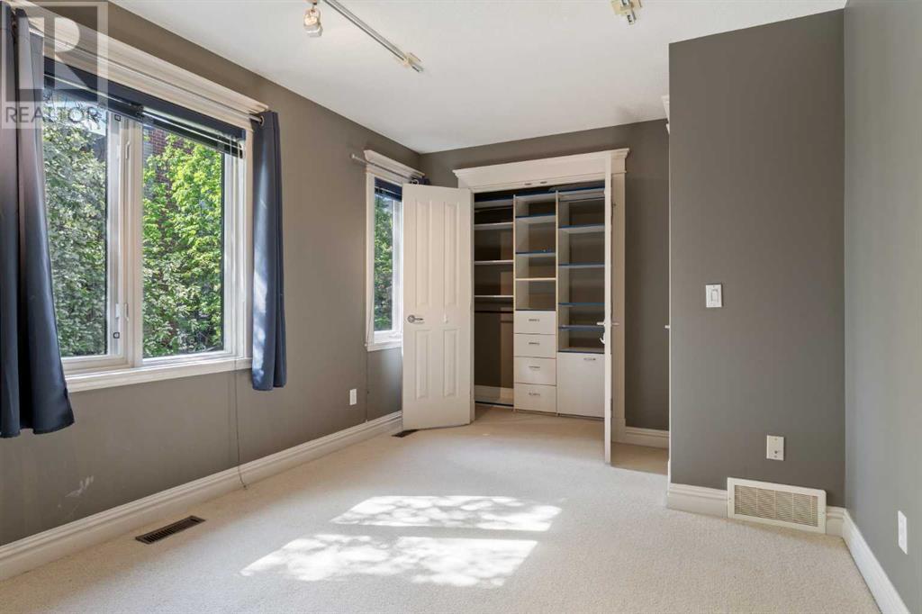 Single Family House for Sale in   A Street SW Altadore Calgary 