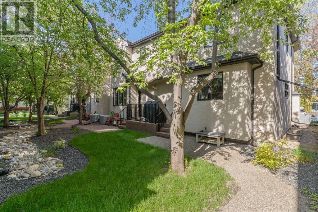 Single Family House for Sale in   A Street SW Altadore Calgary 
