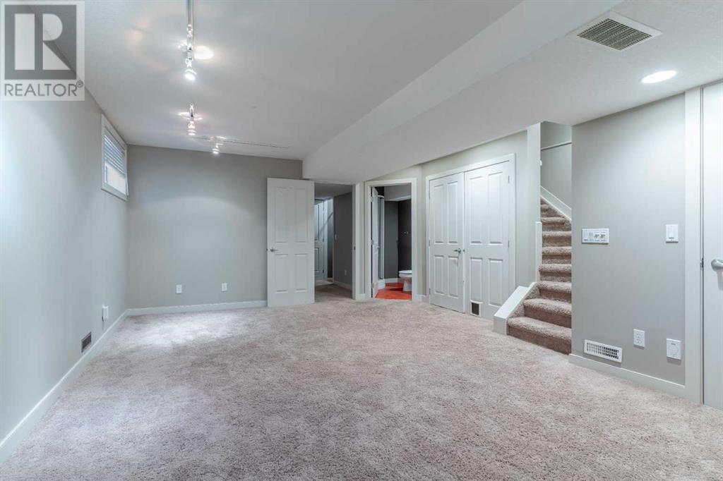 Single Family House for Sale in   A Street SW Altadore Calgary 