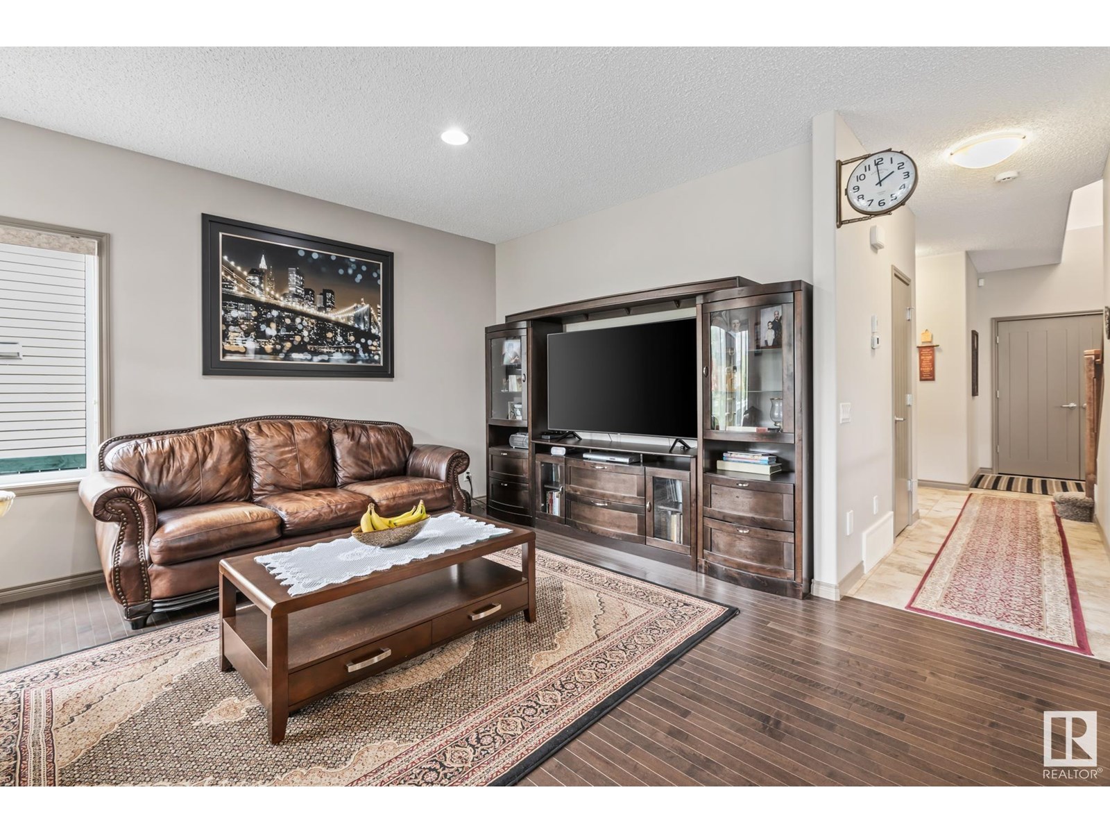 Photo 12 of 9520 206 St Nw, Edmonton AB