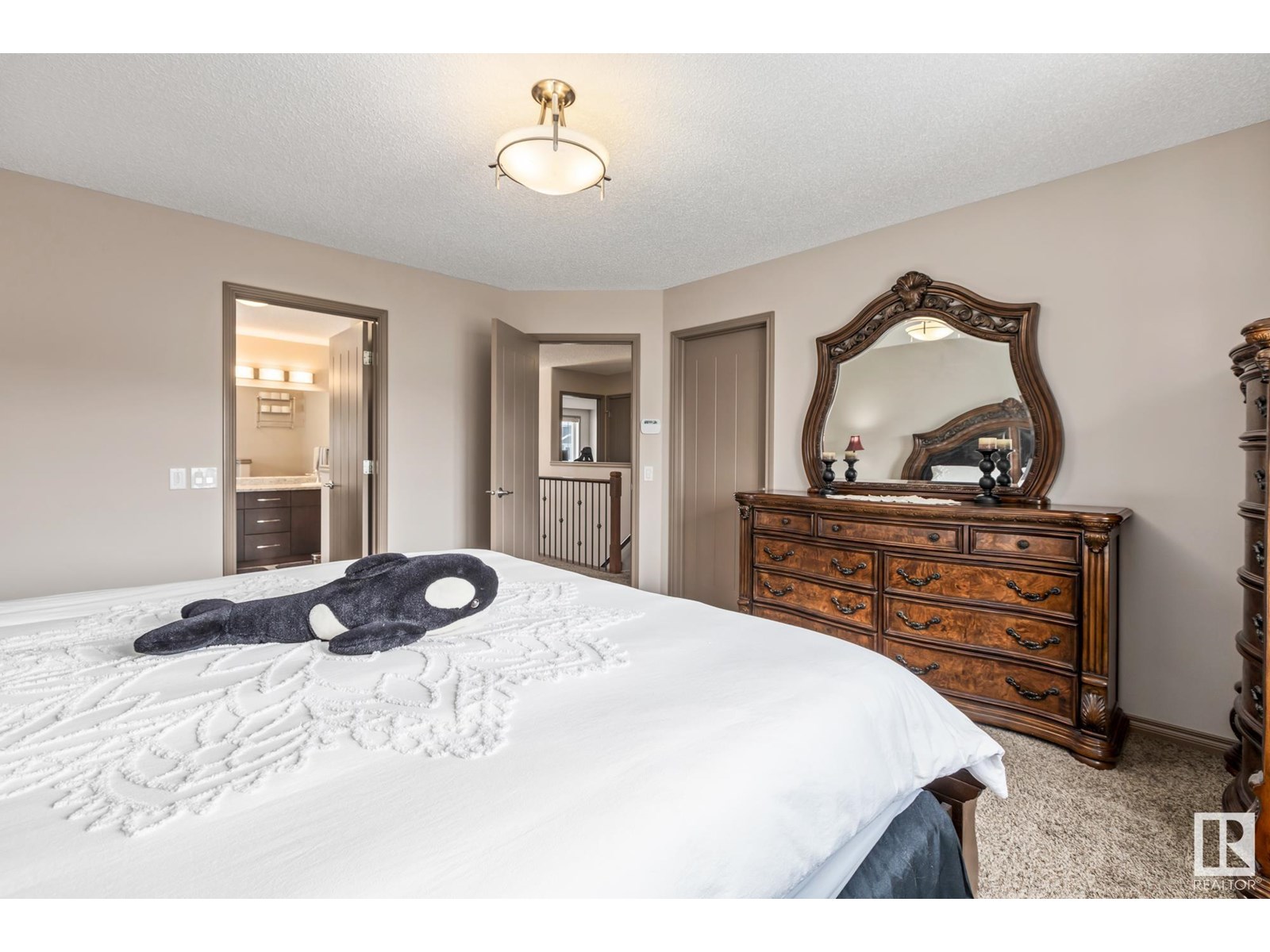 Photo 24 of 9520 206 St Nw, Edmonton AB